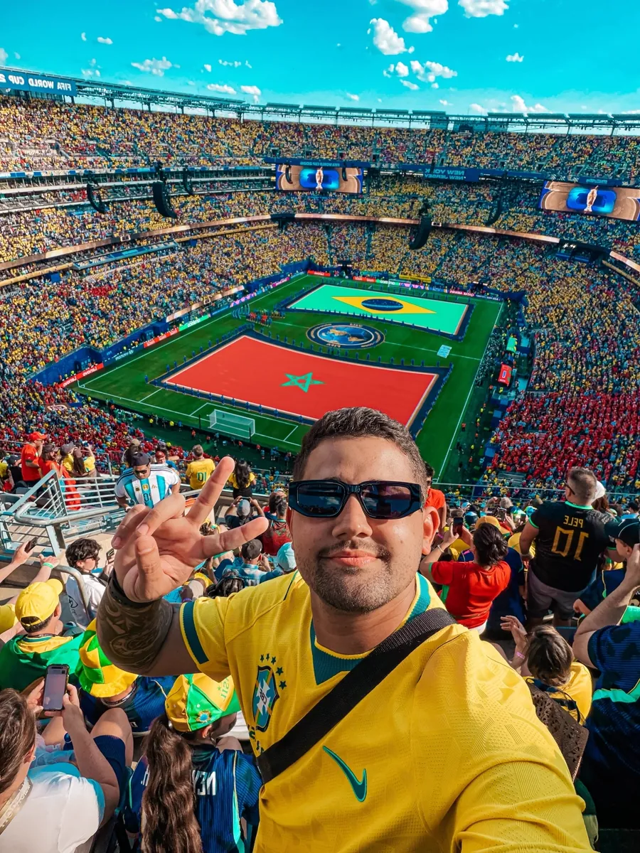 Torcedor do Brasil no estádio